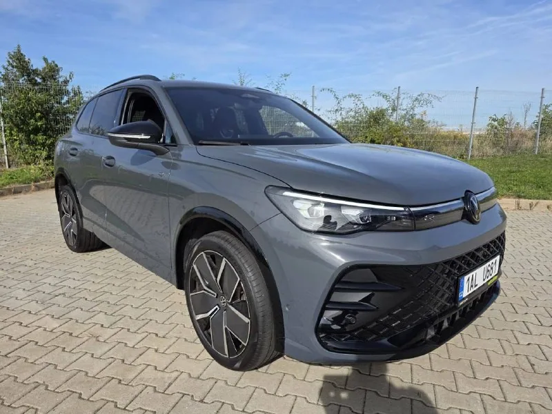 VOLKSWAGEN Tiguan 2.0 TSI 150 kW DSG 4x4 R-Line (150 kW)
