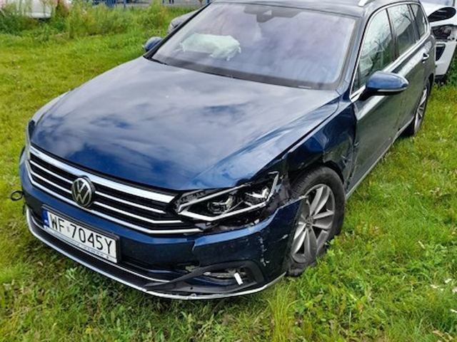 VOLKSWAGEN PASSAT 2.0 TDI 110KW DSG ELEGANCE VARIANT - sprzedane na aukcji