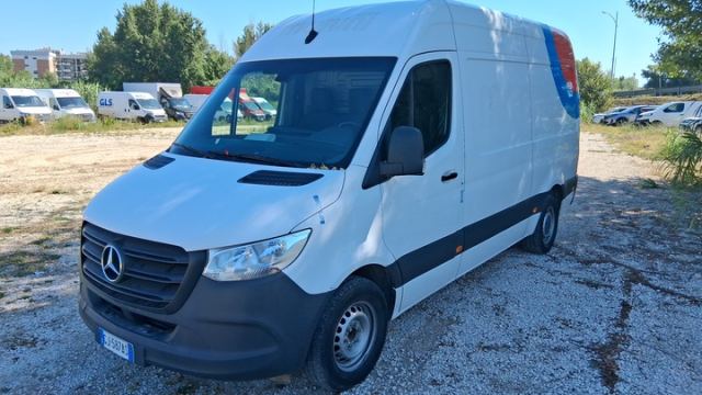 Mercedes-Benz SPRINTER — sprzedane na aukcji