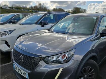 Peugeot 2008 1.2 PureTech 100 — auto z aukcji, AutoPan