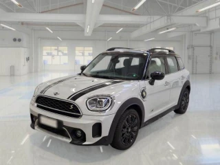 MINI COUNTRYMAN / 2016 / 5P / BERLINA COOPER S E ALL4 BUSINESS AUTOM.
