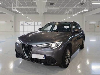 ALFA ROMEO STELVIO / 2017 / 5P / SUV 2.2 TURBO DIESEL 190CV BUSINESS AT8 Q4