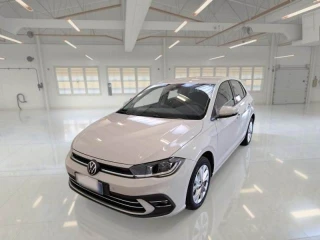 VOLKSWAGEN POLO / 2021 / 5P / BERLINA 1.0 TSI STYLE