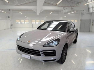 PORSCHE CAYENNE COUPE / 2019 / 5P / SUV 3.0 V6 E-HYBRID PLATINUM EDITION