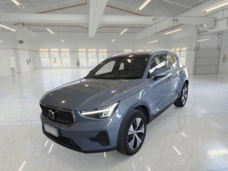 VOLVO XC40 / 2021 / 5P / SUV T4 Recharge Plug-in auto Core