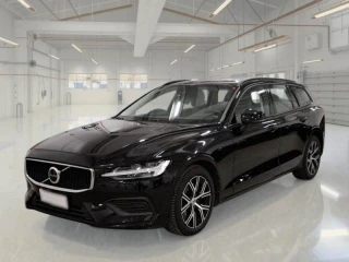 VOLVO V60 / 2019 / 5P / STATION WAGON B4 D AUTOM. ESSENTIAL