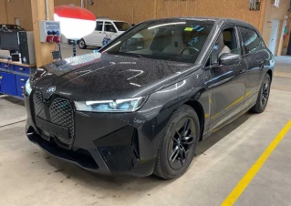 Baureihe iX 40 xDrive 76kWh