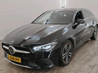 Mercedes-Benz CLA Shooting Brake CLA 200 d DCT Bus. Solution Luxury 5d