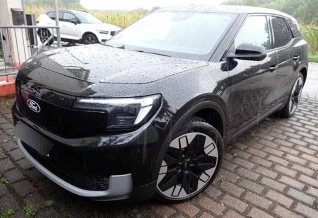 Explorer Premium AWD 79kWh