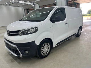 TOYOTA Proace 2.0d 122hp Mwb Comfort Master Auto UA!