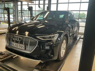 AUDI E-TRON 55 quattro 360 HK S tronic Prestige UA!