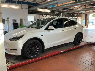 TESLA MODEL Y BEV F PERFORMANCE 4WD UA!