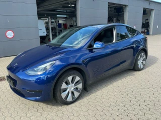 TESLA MODEL Y BEV RWD UA!,