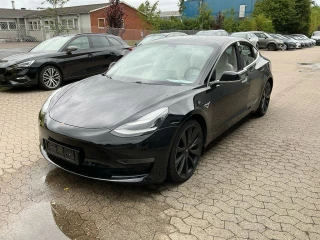 TESLA MODEL 3 LONG RANGE 4WD PERFORMANCE AUTO UA!