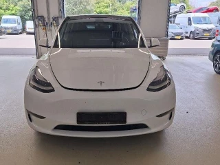 TESLA MODEL Y LR AWD 514 CV Glass roof; Cruise control; GPS