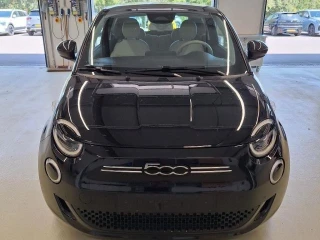 FIAT 500E 42KWH LA PRIMA BY BOCELLI 118 CV Gloss paint Onyx Black; Glass roof; Rear sensor cam-type park dist