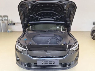 POLESTAR 2 82KWH LRSM RWD 299 CV Pilot Pack; Metallic paint; GPS