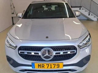 MERCEDES-BENZ GLA 200D 150 CV BUSINESS SOLUTION