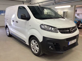 OPEL Vivaro Vivaro-e Skåpbil 136hk Drag Navi