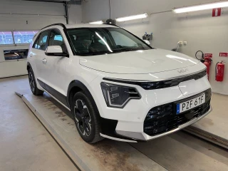 KIA Niro EV 204hk Action