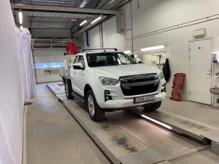 ISUZU D-Max Space Cab 1.9 4WD Auto 163hk Drag Påbyggnation Kran