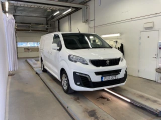 PEUGEOT Expert Utökad Last 2.0 BlueHDi Auto 122hk Drag Inredning