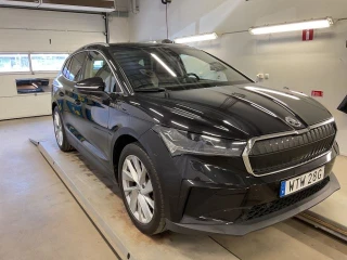 SKODA Enyaq iV80 204hk Läder Drag