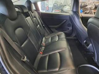 TESLA MODEL 3 Model Long-Range RWD