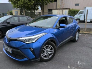 TOYOTA C-HR 122h Dynamic Business 2WD E-CVT + Stage Hybrid Academy