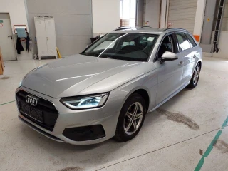 AUDI A4 AVANT 30 TDI S-TRONIC