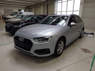 AUDI A4 AVANT 30 TDI S-TRONIC