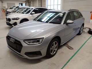 AUDI A4 AVANT 30 TDI S-TRONIC