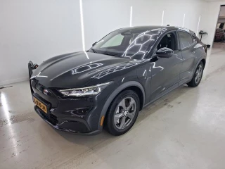 FORD Mustang Mach-E 75kWh RWD auto