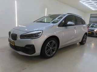 BMW 2 Serie Active Toure 218iA 5d Executive Sport
