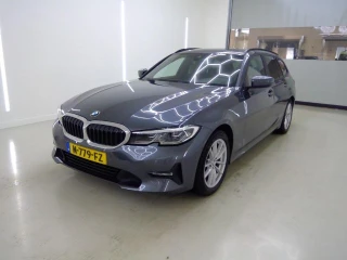 BMW 3 Serie Touring 320iA Business Edition Plus 5d