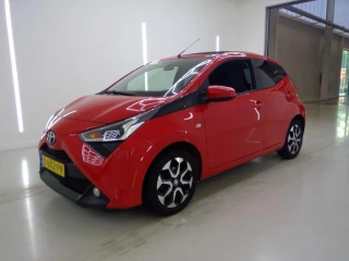 TOYOTA Aygo 1.0 VVT-i x-joy cabrio x-shift 5d