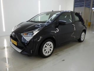 TOYOTA Aygo 1.0 VVT-i x-play 5d