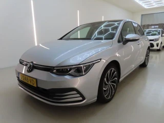 VOLKSWAGEN GOLF 1.5 TSI 96kW Life Business 5d