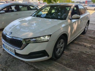 SKODA Octavia 2.0 TDI 150H  P AMBITION DSG