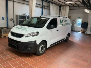 PEUGEOT Expert Plus L2 Pro 1.5 Bluehdi 119 UA!