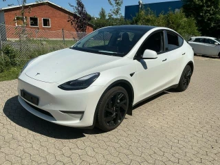 TESLA MODEL Y BEV F LONG RANGE 4WD UA!