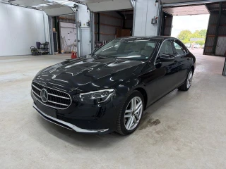 MERCEDES-BENZ E-Class E 300 Business Auto UA!