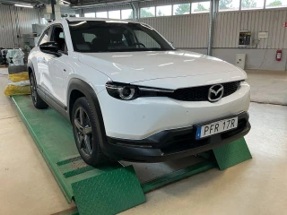 MAZDA Mx-30 EV 143hk E-Skyactiv Sky