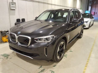 BMW IX3 80KWH AUTO