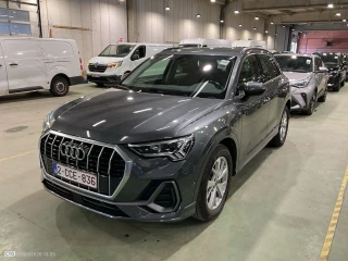 AUDI Q3 1.4 45 TFSI E S TRONIC LINE