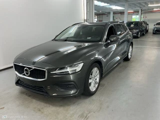 VOLVO V60 2.0 B3 MHEV MOMENTUM PRO DCT