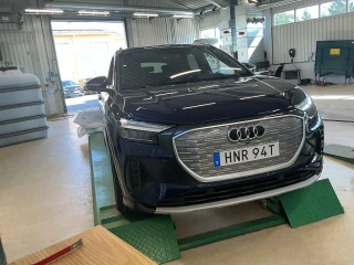AUDI Q4 45 e-tron 265hk Proline Advanced Assistanspkt Drag