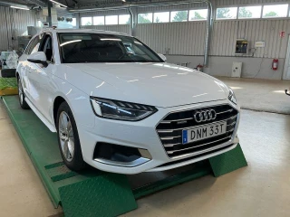 AUDI A4 40 TDI 204hk quattro Proline Adv Aut Alpinpkt Drag