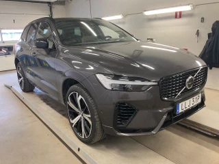 VOLVO Xc60 Recharge T8 456hk AWD R-Design B&W Pano Drag