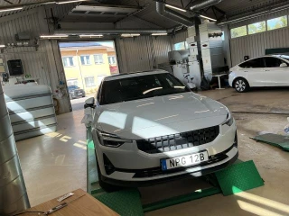POLESTAR 2 Standard Range Single Motor 231hk Pilot Plus Pano H&K